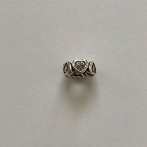 Pandora zirconia heart charm